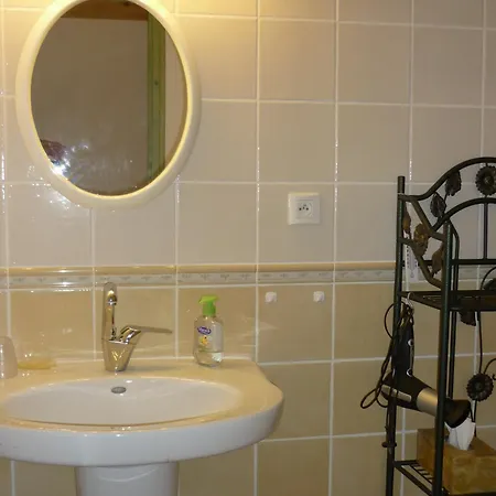 Chambre d'Hôtes La Bourdasse Loubens  Chambre photo